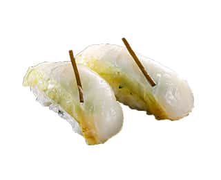 ひらめ昆布〆宇治抹茶仕立ての画像